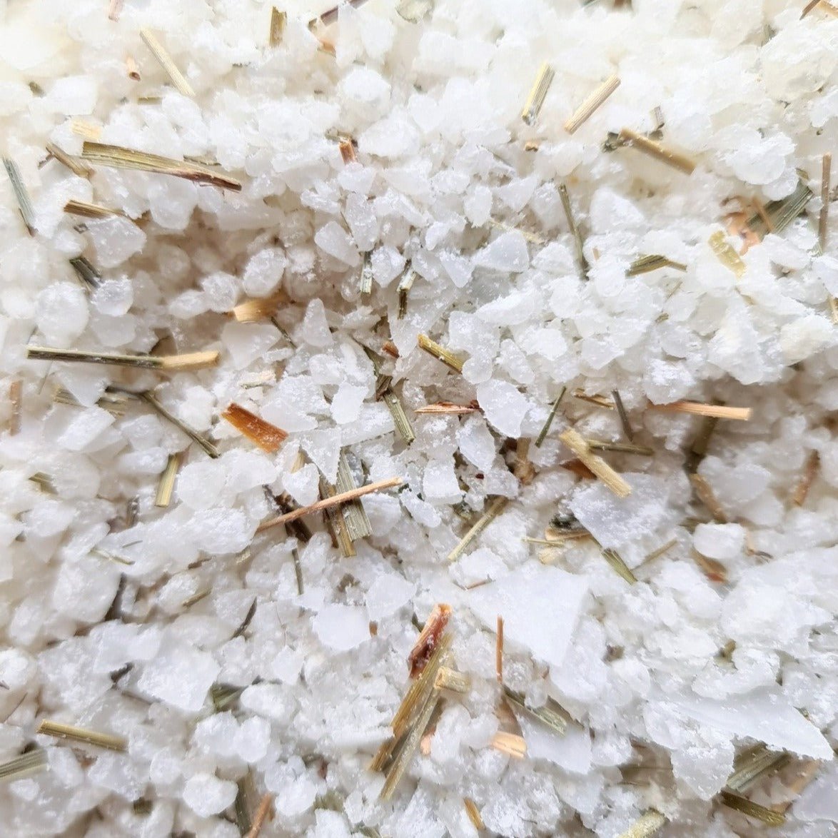 Coconut Milk & Lemongrass Bath Soak - Lily and Bird