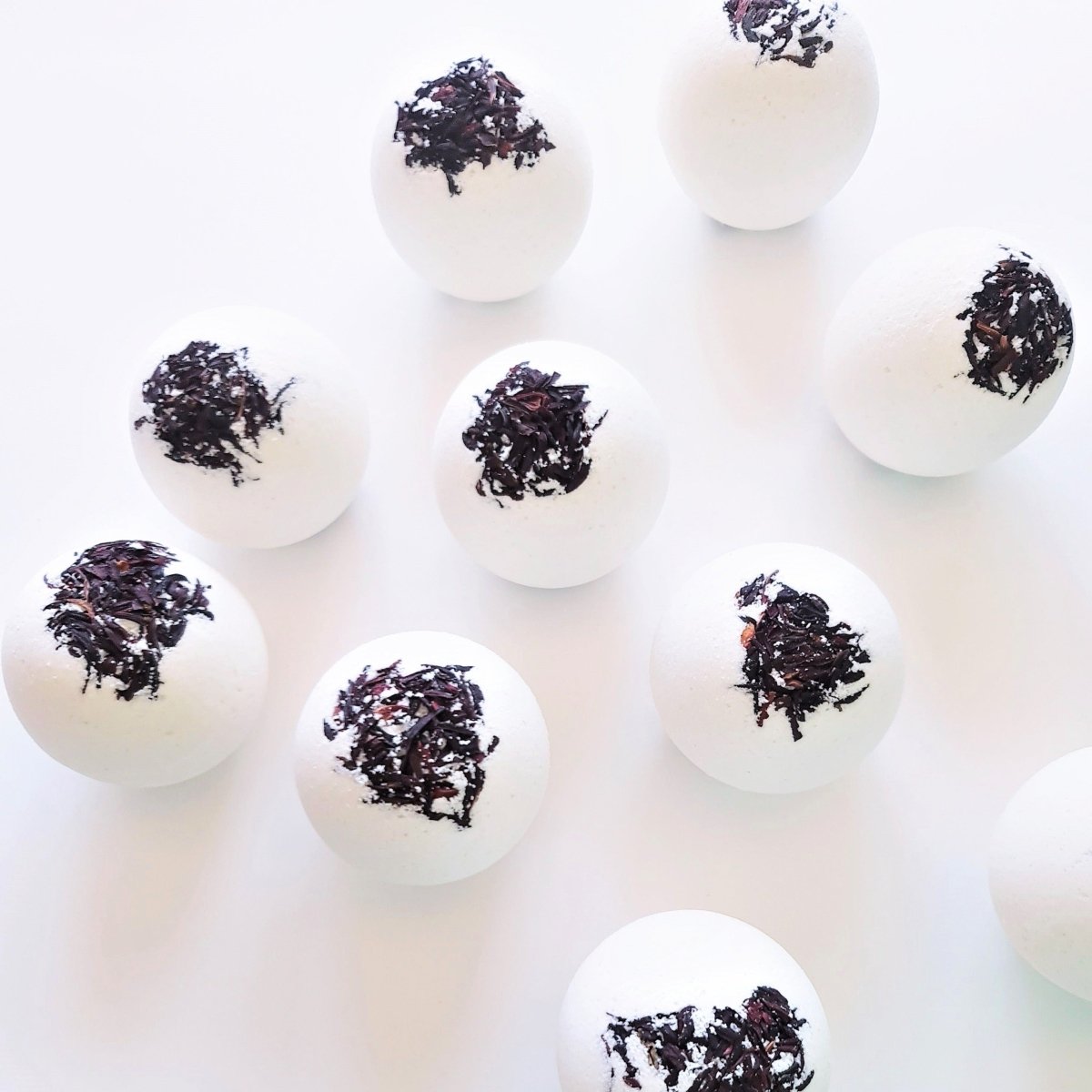 Hibiscus & Juniper Berry Bath Bomb - Lily and Bird