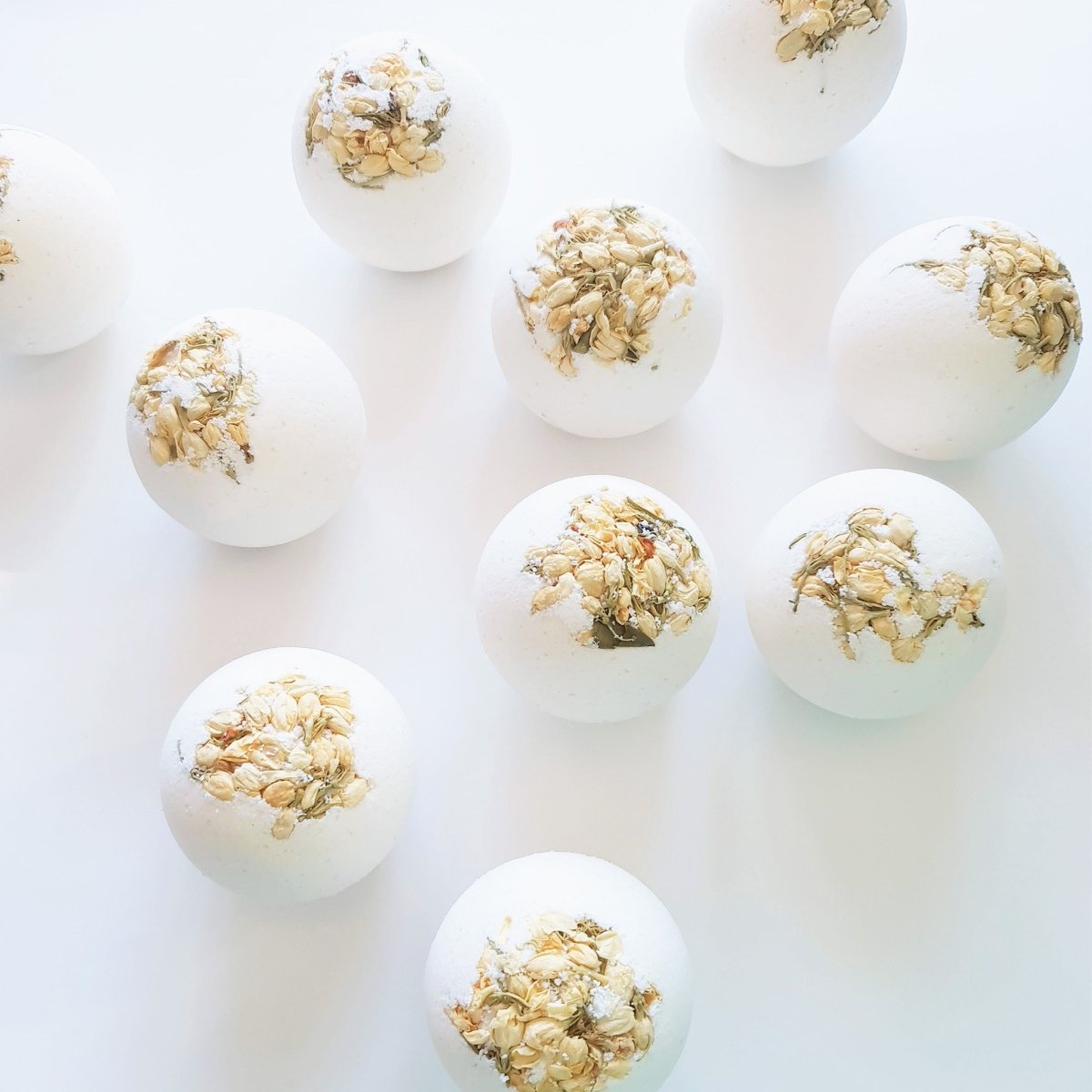 Jasmine & Patchouli Bath Bomb - Lily and Bird