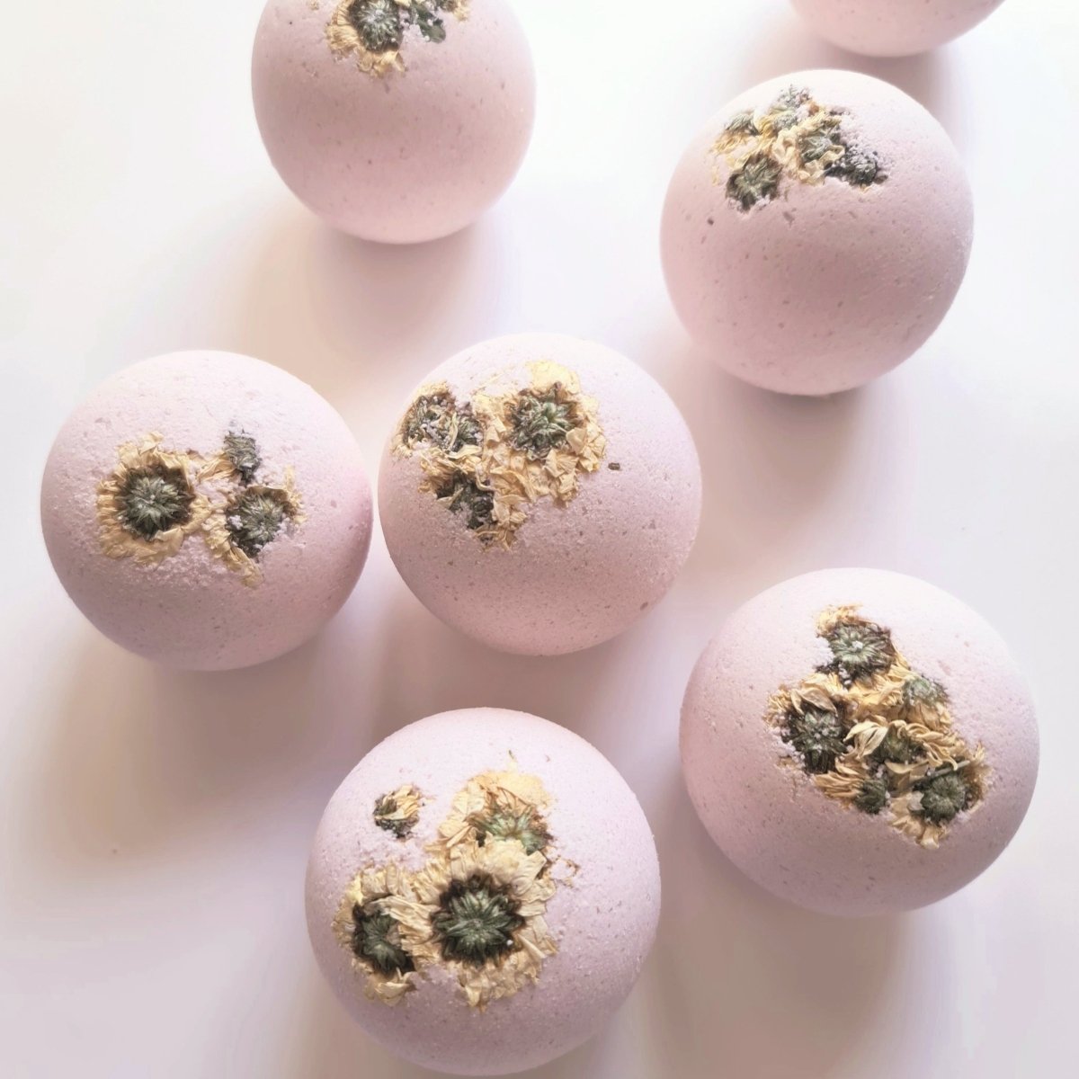 Orange & Chrysanthemum Bath Bomb - Lily and Bird