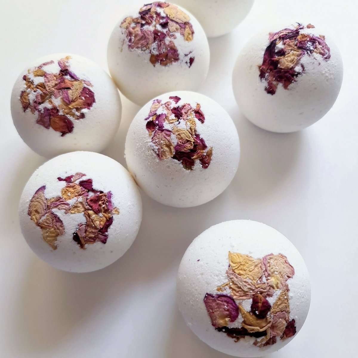 Rose Geranium Bath Bomb - Lily and Bird