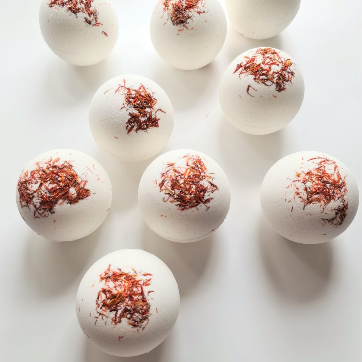 Ylang Ylang & Safflower Bath Bomb - Lily and Bird